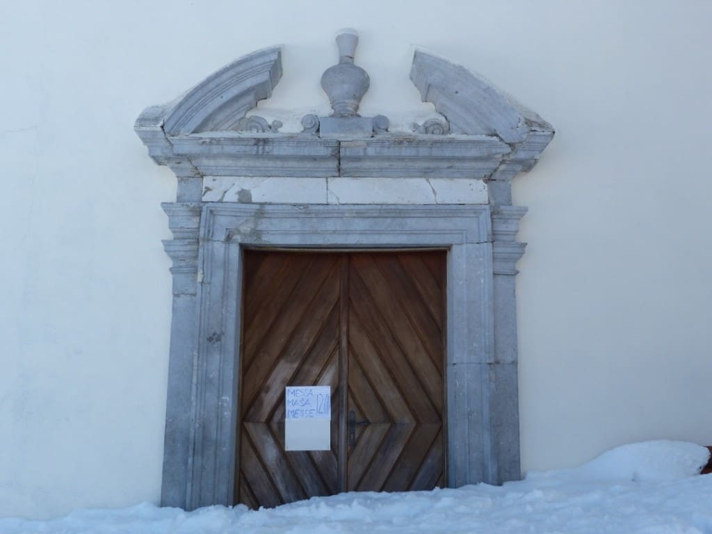 Santuario Lussari con neve